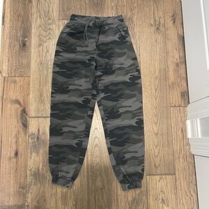 Women’s Wild Fable Gray Camouflage